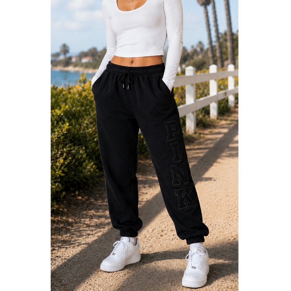 Victoria's Secret Y2K PINK Black Logo Joggers Sweatpants Lounge Cozy Travel Sz M